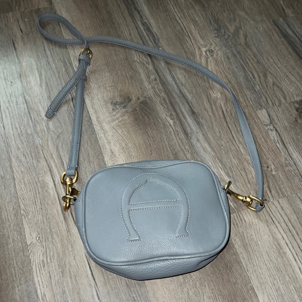 Etienne aigner crossbody